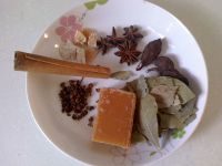 卤鸡翅根的做法步骤1