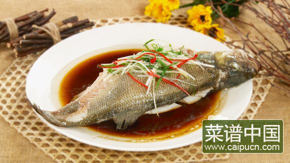 清蒸鲈鱼