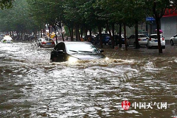 黄淮江淮迎较强降水 南方大范围高温“复燃”