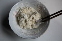 梅干菜薄饼的做法步骤6
