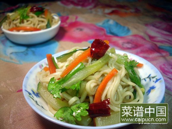 陈醋鲍鱼汁拌黄面