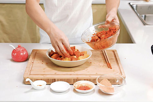 粉蒸肥肠的做法 粉蒸肥肠怎么蒸好吃