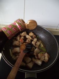 上海红烧肉的做法步骤9