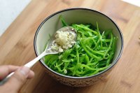 凉拌扁豆丝的做法步骤9