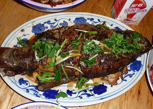 红烧鲫鱼的家常做法 红烧鲫鱼怎么做好吃