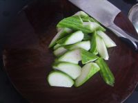 蛤蜊丝瓜汤的做法步骤4