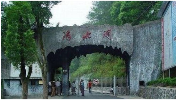 本溪滴水洞游玩指南