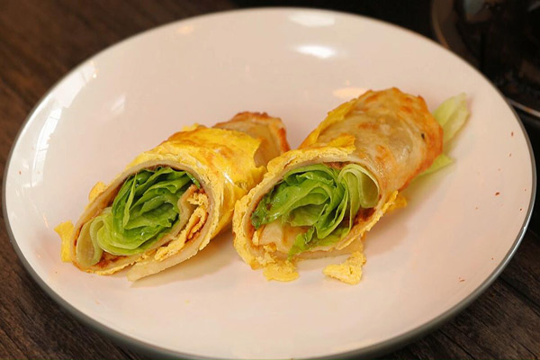 鸡蛋灌饼的做法 家常鸡蛋灌饼怎么做