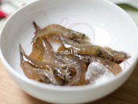 油爆虾的做法步骤1