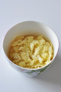 鲜虾炒饭的做法步骤2