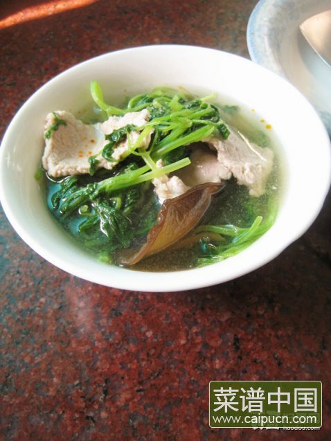 木耳益母草肉片汤