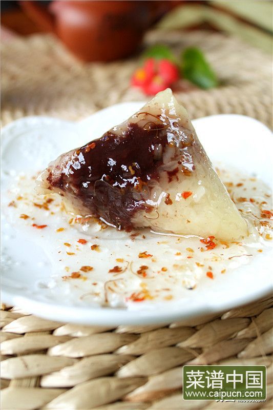 软糯豆沙粽子