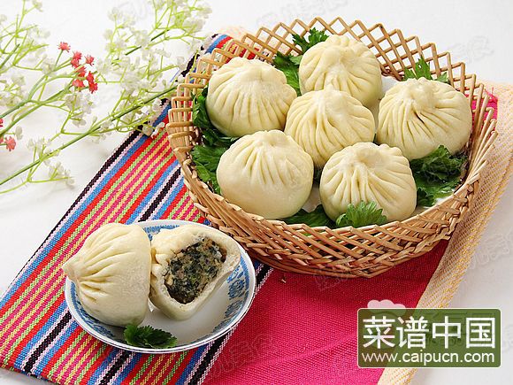 荠菜豆干猪肉包子