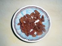 葡萄干冰糖梨水的做法步骤2