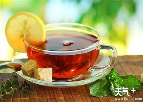 保温杯里不能放什么  保温杯不可以装的4种水