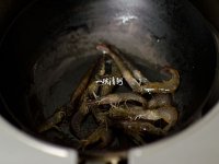 油爆虾的做法步骤3
