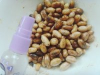 油酥花生米的做法步骤11