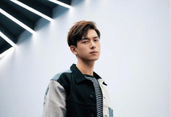 李现被粉丝骂是怎么回事 李现被粉丝骂的原因是什么