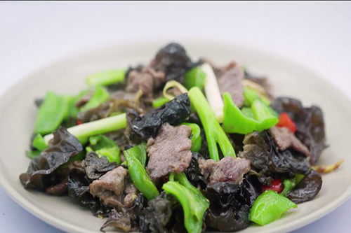 木耳牛肉片的做法 木耳牛肉片怎么炒好吃