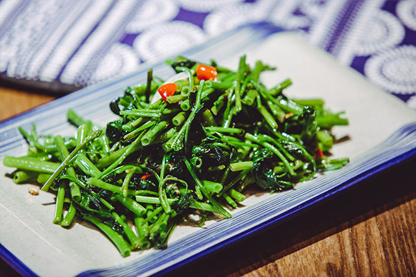 空心菜怎么炒 炝炒空心菜的做法