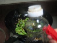 榄菜干煸四季豆的做法步骤9