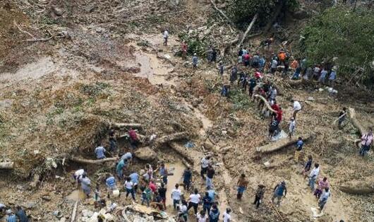 利比里一村庄发生山体滑坡 4人死亡多人被困