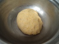 豆渣玉米面饼子的做法步骤3