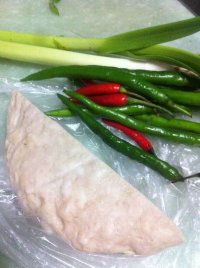 双味肉饼小炒的做法步骤1