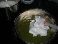 抹茶蜜豆戚风的做法步骤8