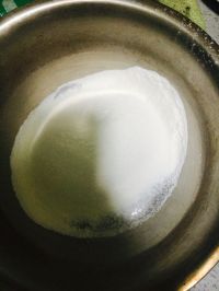 黄桃椰丝派的做法步骤1