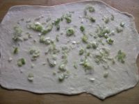 东北葱花饼的做法步骤8