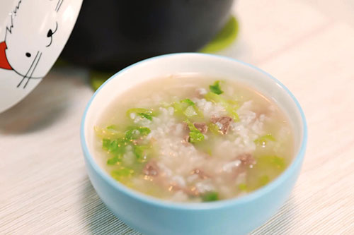 牛肉蔬菜粥的做法 牛肉蔬菜粥怎么做更营养
