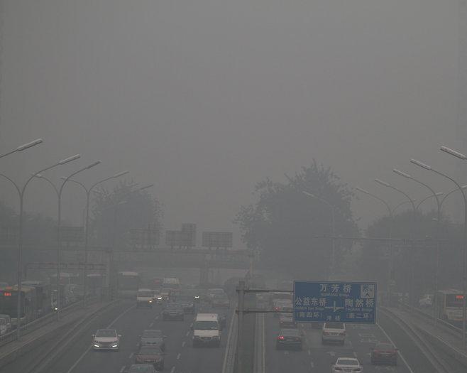 出行要小心！北京今明天回暖能见度转差 本周早晚气温多在冰点以下
