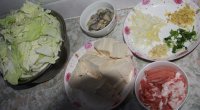白菜五花肉炖豆腐的做法步骤1