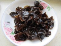 日本豆腐烧青椒木耳的做法步骤3