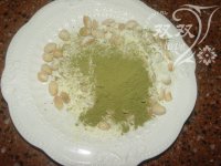 抹茶花生牛轧糖的做法步骤5