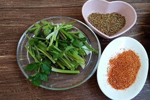 孜然羊肉的做法 正宗的孜然羊肉怎么做