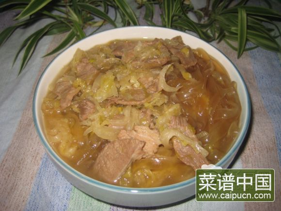 酸菜猪肉炖粉条