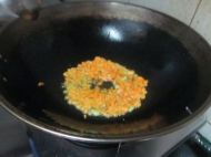 扬州炒饭的做法步骤4