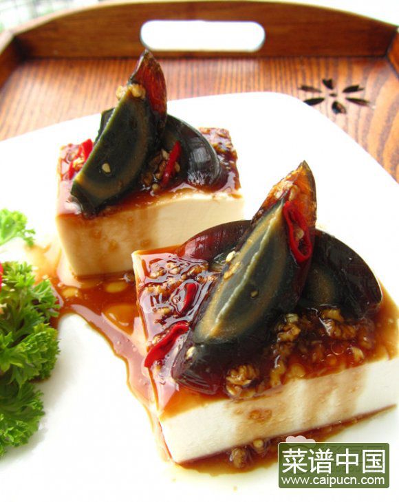 皮蛋豆腐