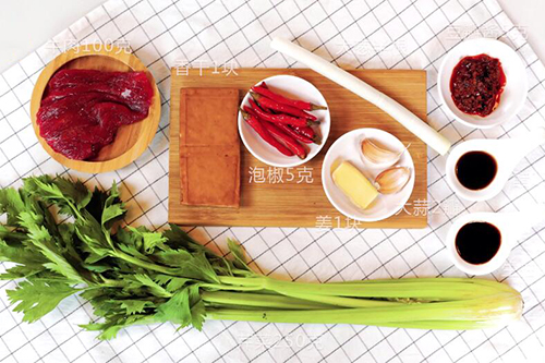 芹菜牛肉末的做法 如何炒芹菜牛肉末好吃