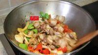 回锅肉的做法步骤6