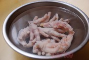瑞士鸡脚的做法步骤2