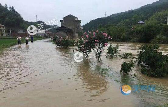 今起湖南全省大范围强降雨 怀化长沙等地暴雨不断