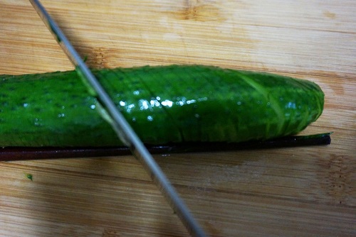 蓑衣黄瓜的做法 家常蓑衣黄瓜做法秘诀