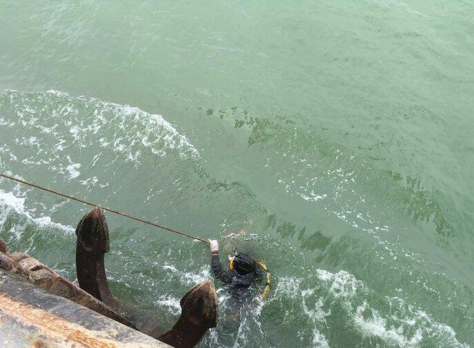 揪心！两货轮珠江口碰撞一船沉没 12人下落不明
