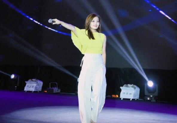梁静茹回应离婚是怎么回事 梁静茹谈离婚感受说了什么