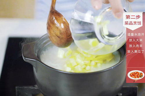黄瓜肉末粥的做法 黄瓜肉末粥怎么做好吃
