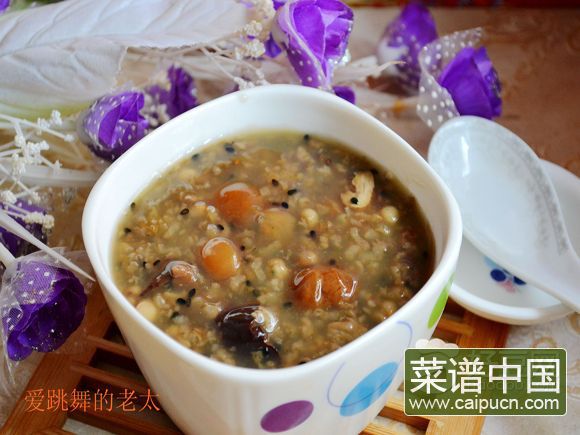 核桃黑芝麻双米粥