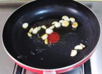 蒜子烧鸡的做法步骤5